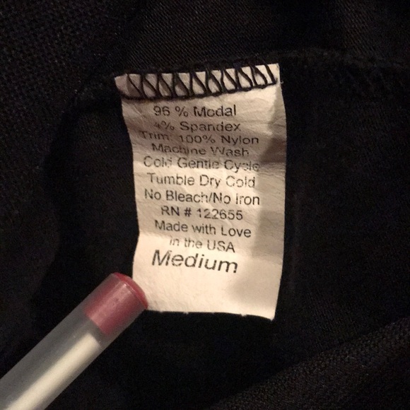 Shark bite tunic - Picture 5 of 5